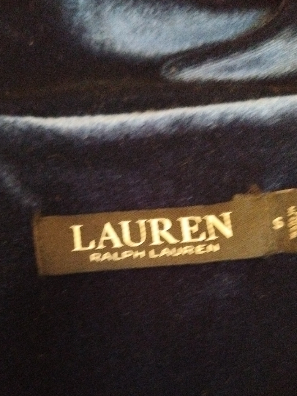 Lauren Ralph Crest Monogram Velvet Button-Front Loose Pajama Top in Navy - Small - Picture 4 of 8